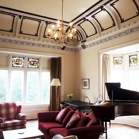 Newhall Glasgow Room photo
